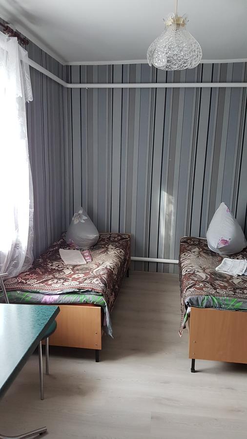 Glamour Hotel Luhyny Exterior foto